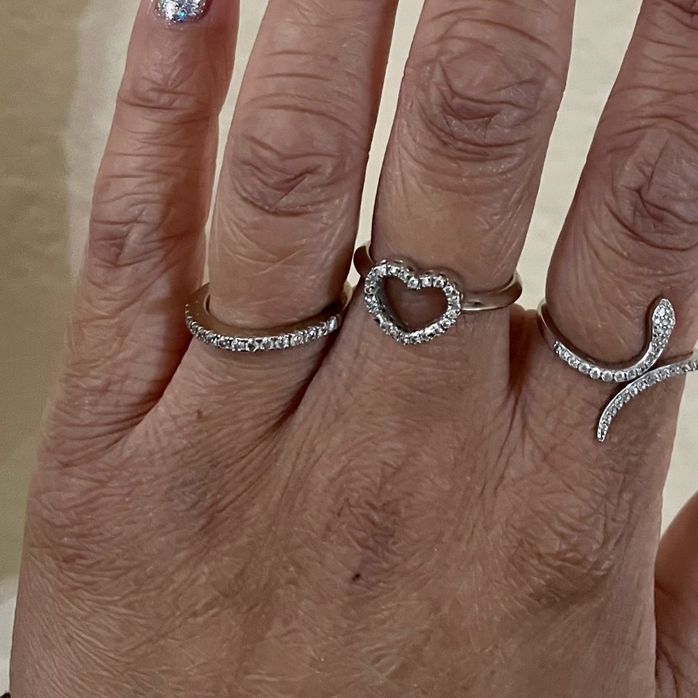 18k solid white gold diamonds ring - Picture 8 of 14